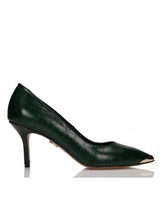 Green high heels with a metal nose