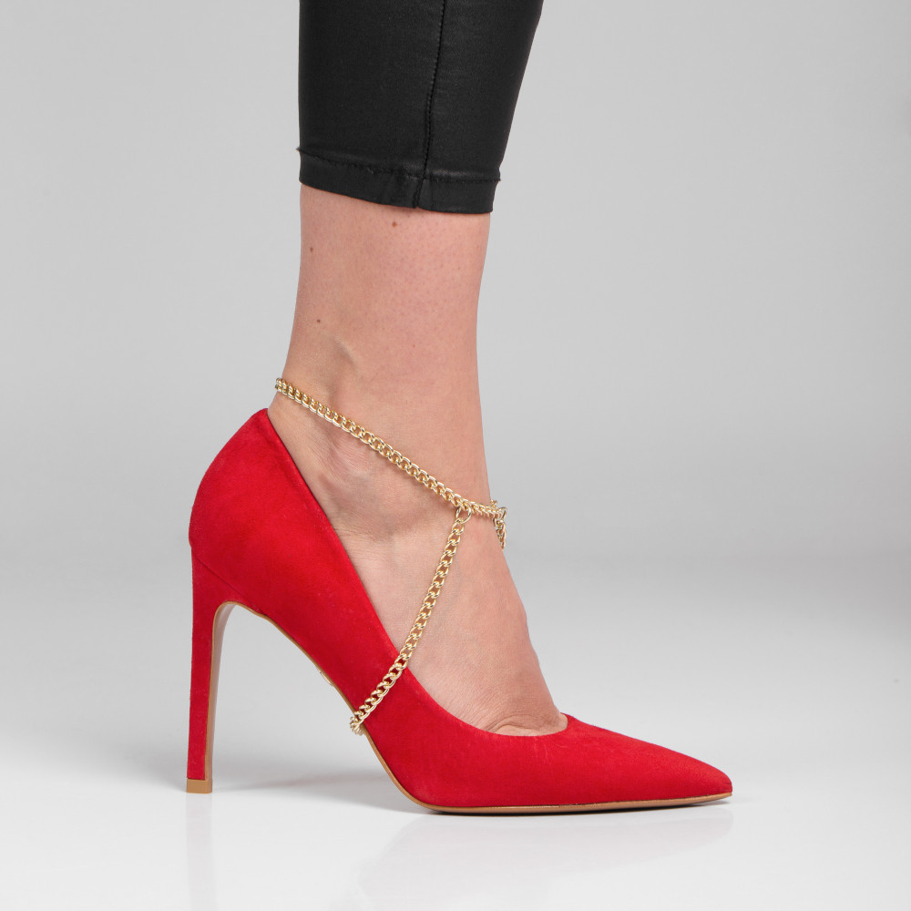 RED HEELS WITH JEWELLERY FOR YOUR FEET -  GOLDEN CHAIN