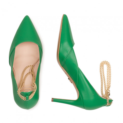 Green heels with jewelry