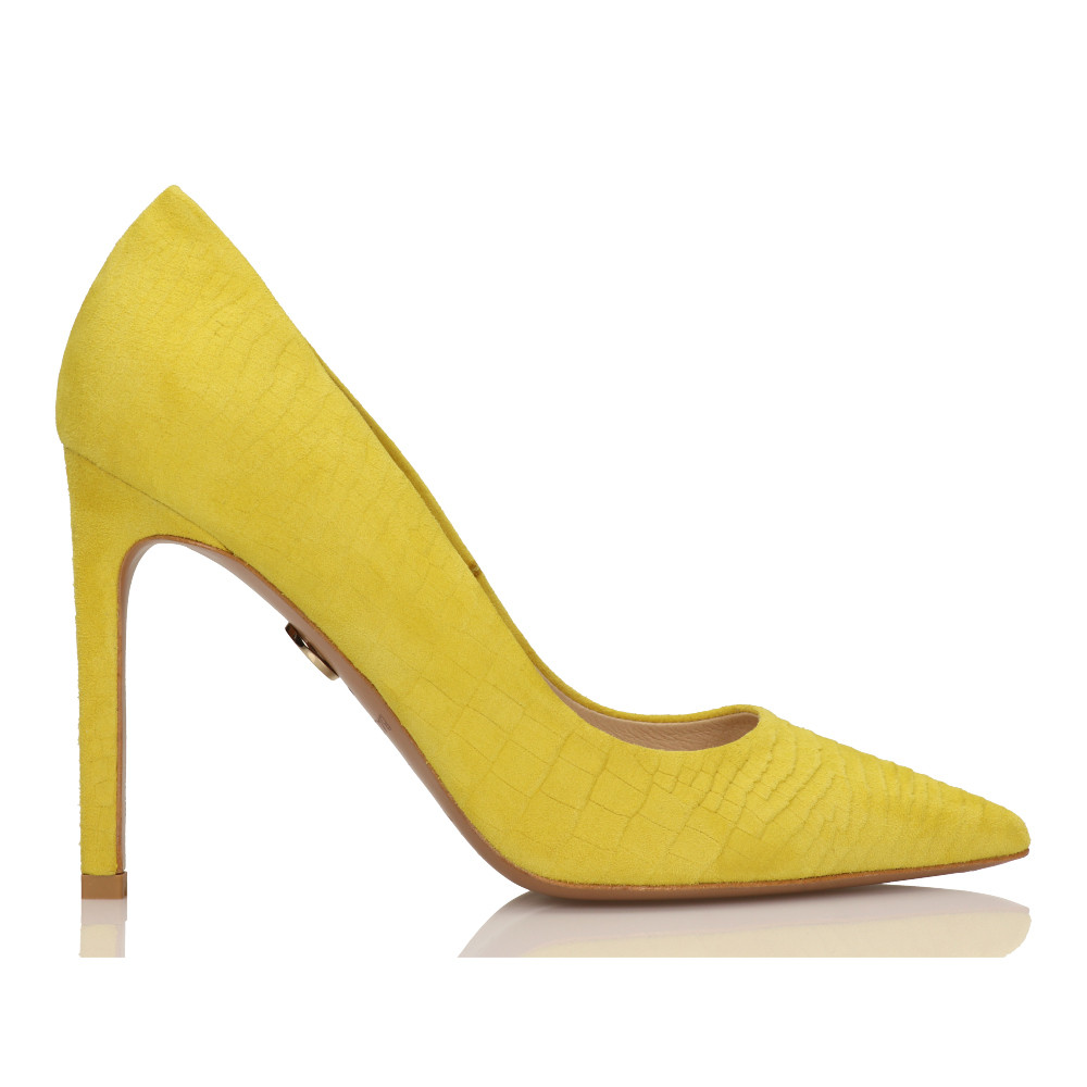 Heels yellow